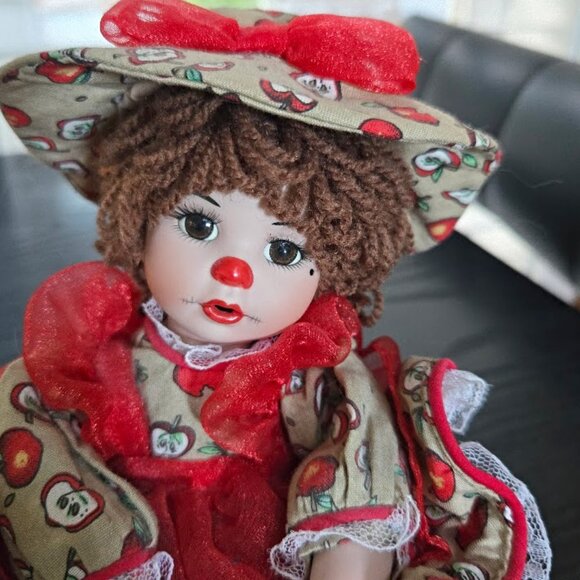 Marie Osmond Porcelain doll Rag A Muffin Apple Spice , 8 inches 2006 #2408 - Picture 2 of 4